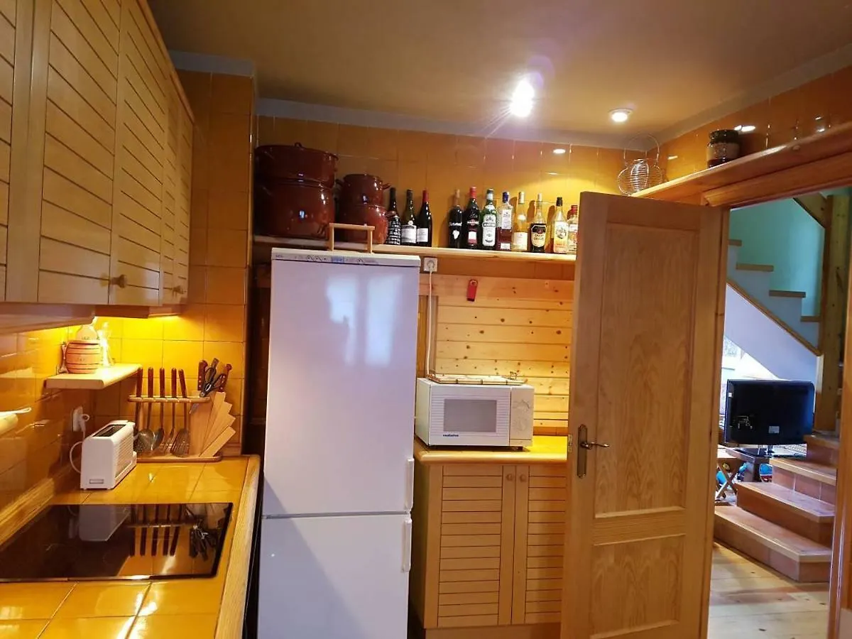 TPA Casa en Puigcerdà Residencial con piscina, padel, tenis para 8 personas Casa vacanze